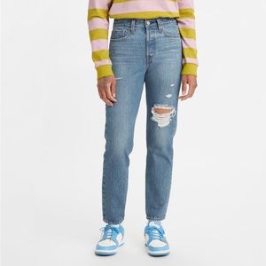 Levi’s Wedgie Icon Ripped High Waist Ankle Slim Jeans